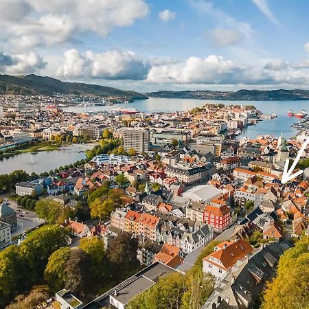 Dinbnb Homes I The 1880 Authentic Bergen Dream I 500M From Bryggen Екстер'єр фото