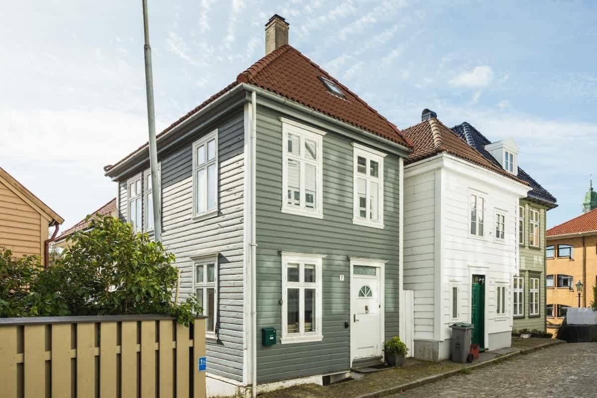 Dinbnb Homes I The 1880 Authentic Bergen Dream I 500M From Bryggen Екстер'єр фото